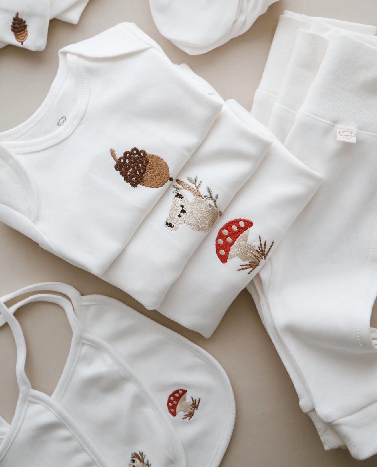 NEW BORN 5-PIECE MUSHROOM SET
