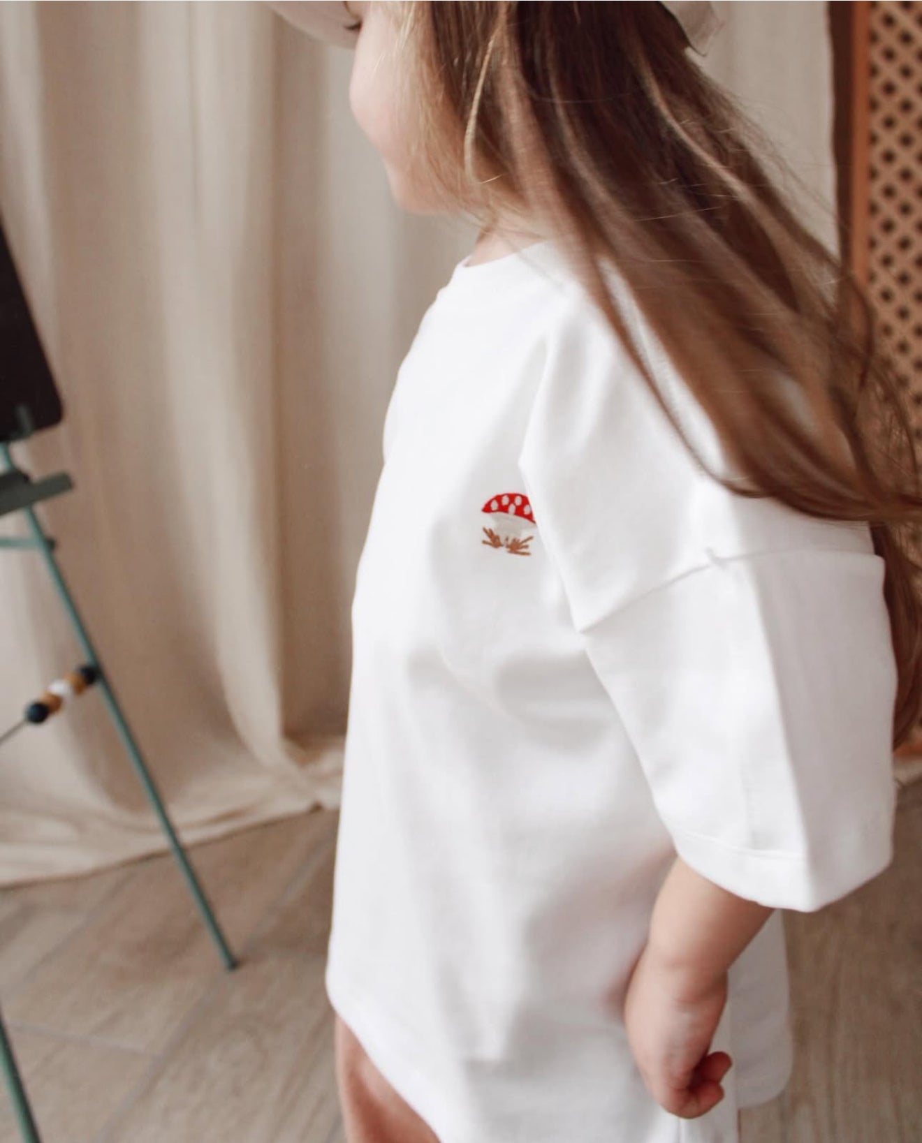 OVERSIZE UNISEX MUSHROOM T-SHIRT
