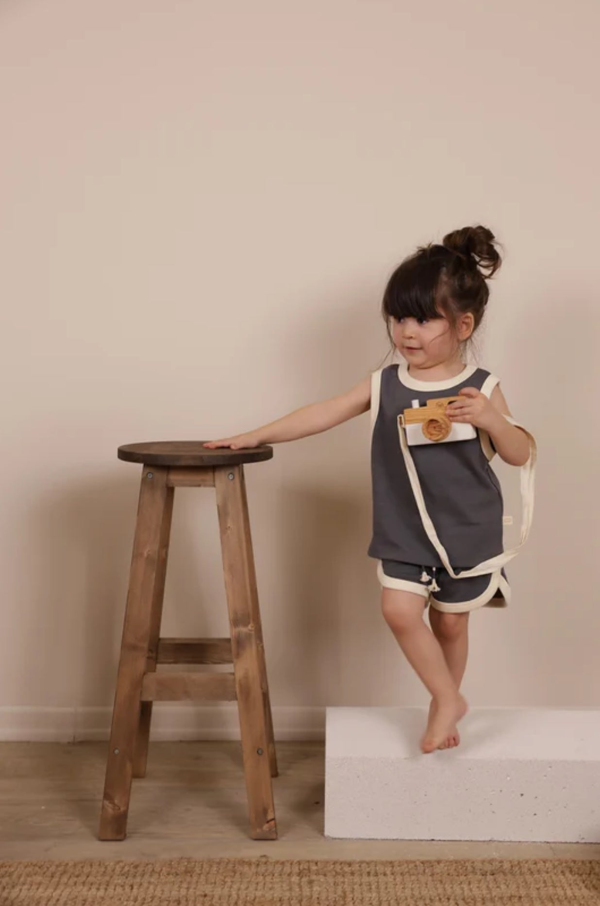 SUN & SAND DARK GREY SHORTS SET
