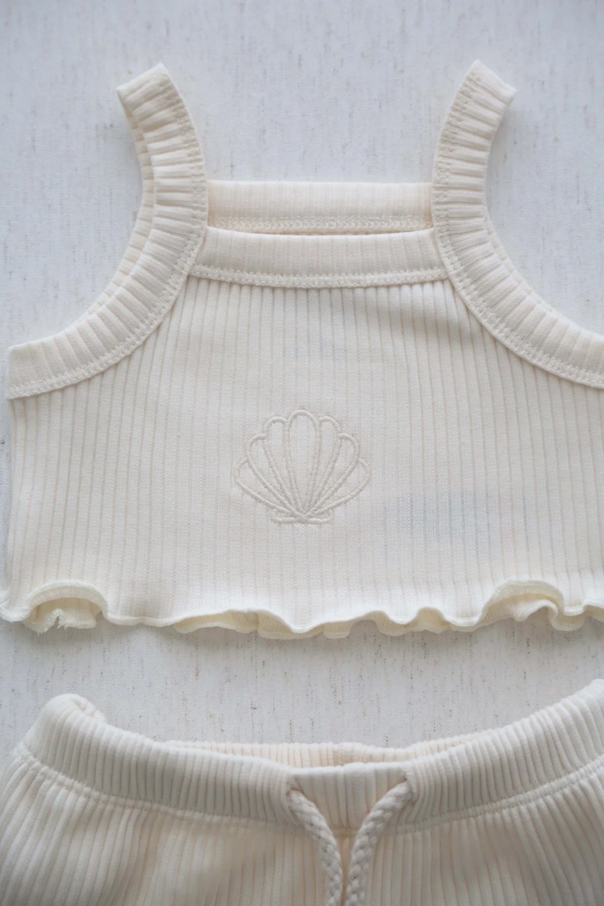 SEASHELL STRAP CROP & SHORT SET