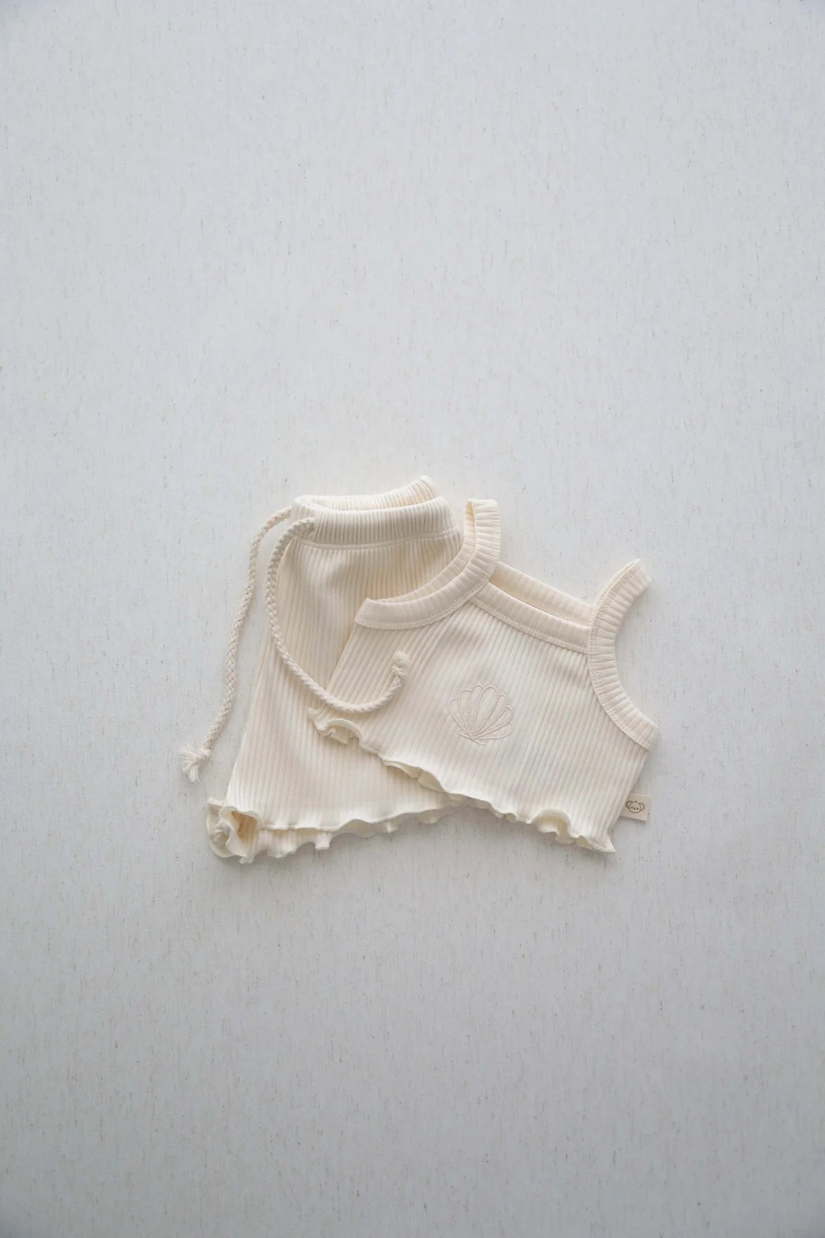 SEASHELL STRAP CROP & SHORT SET