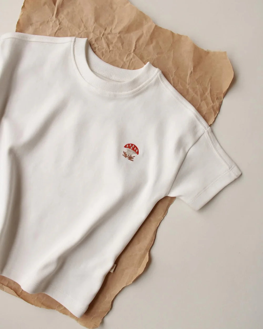 OVERSIZE UNISEX MUSHROOM T-SHIRT